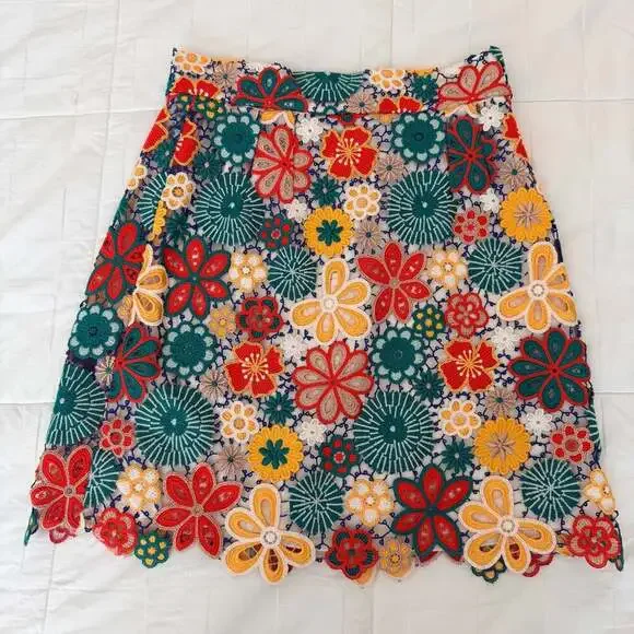 DOLCE & GABBANA MultiColor Floral Lace High Waist Mini Skirt Size 42/6 - Picture 2 of 7